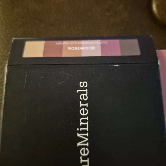 bareMinerals Pink and Gold Eyeshadow Palette - Picture 4 of 5